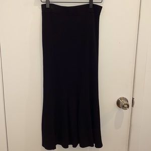 BRAND NEW WITH TAGS! Massimo Dutti stretch rib black pencil skirt!